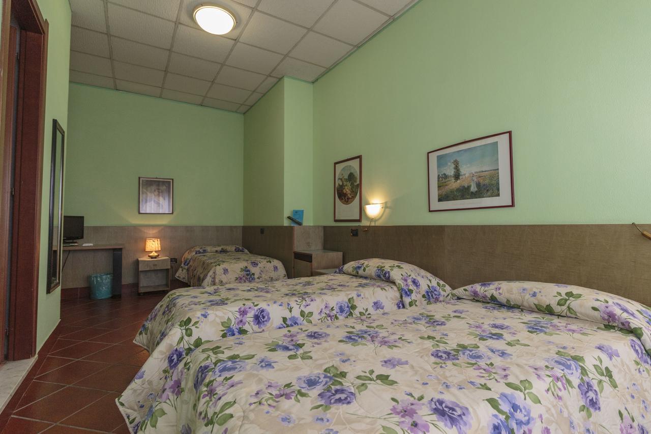 Hotel Il Telegrafo Melegnano Exterior photo